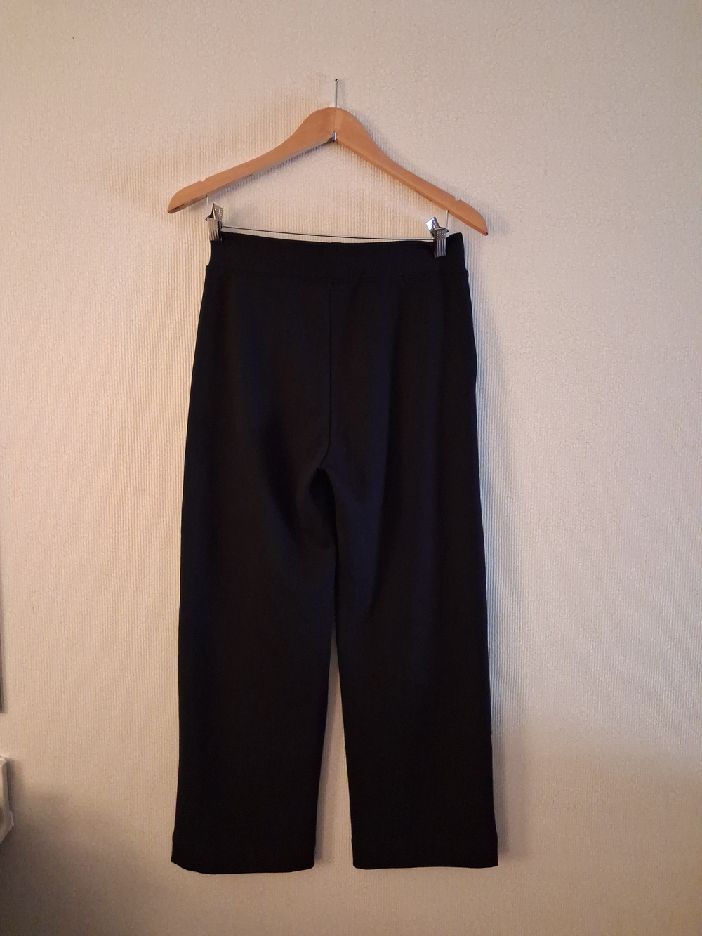 AYR The High Hope Relaxed Fit Pull On Cropped Stretch Pants Sz M Black - Picture 2 of 7